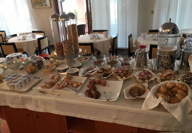 Hotel Antares - Restoran