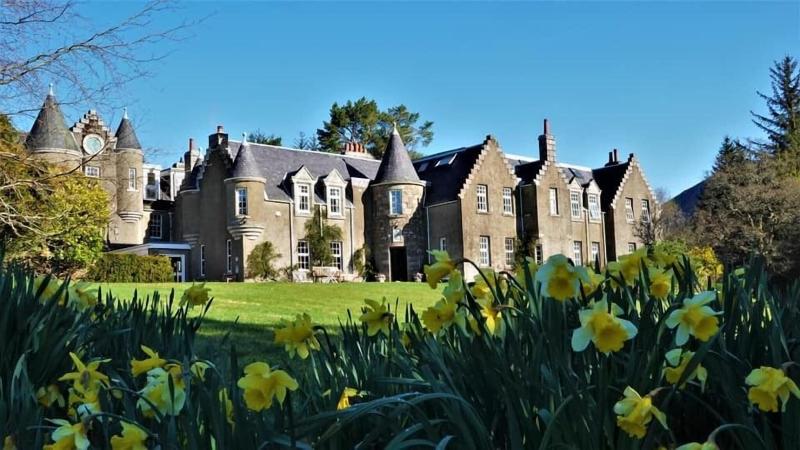 Dalmunzie Castle Hotel - Genel