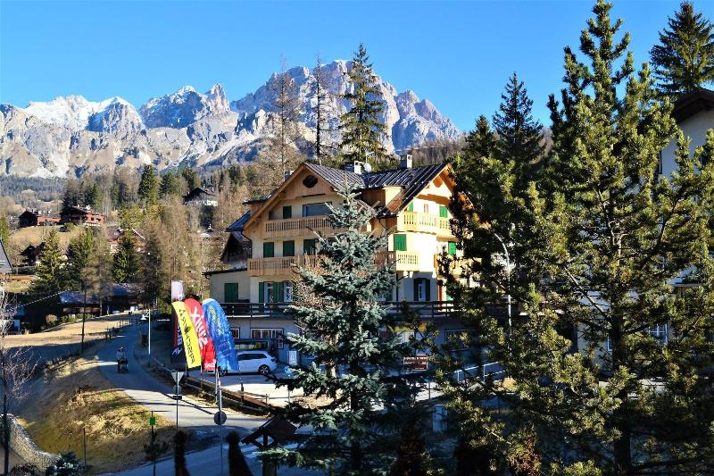 Hotel Serena - Genel