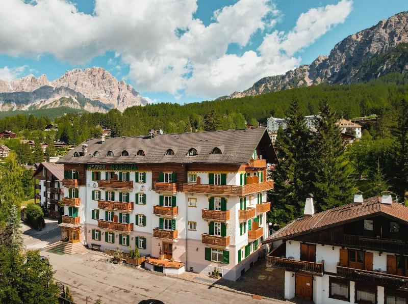 Hotel Serena - Genel