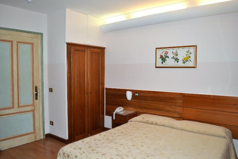 Hotel Serena - Oda