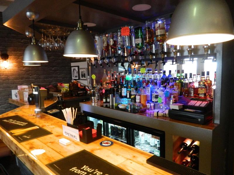 Ocean Bay Hotel - Bar
