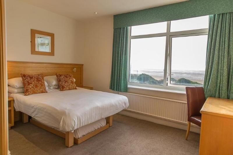 St. Ives Hotel - Oda