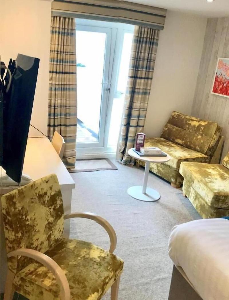 St. Ives Hotel - Oda