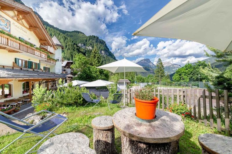 Pineta Pastry Hotel - Genel