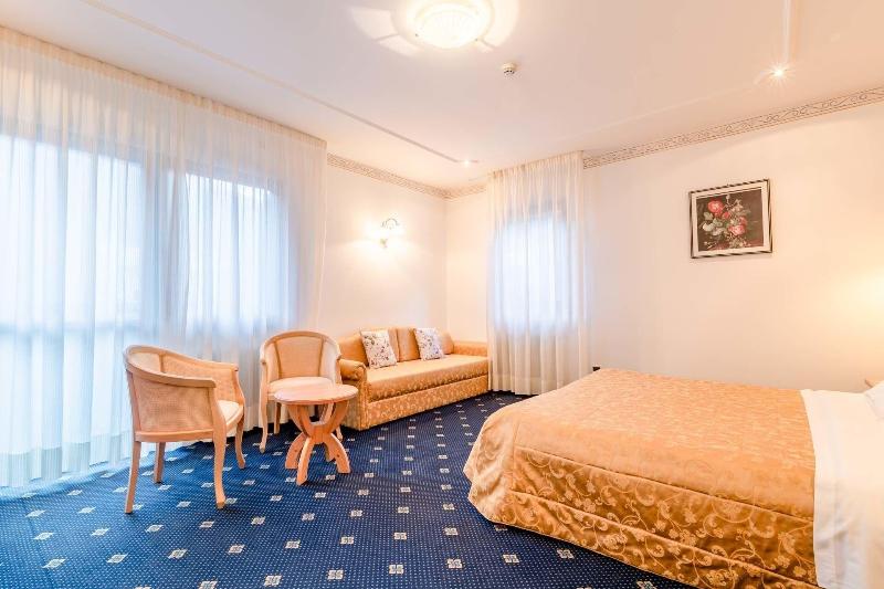 Pineta Pastry Hotel - Oda