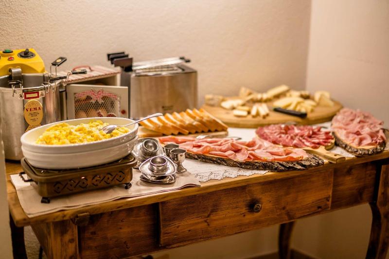 Pineta Pastry Hotel - Restoran