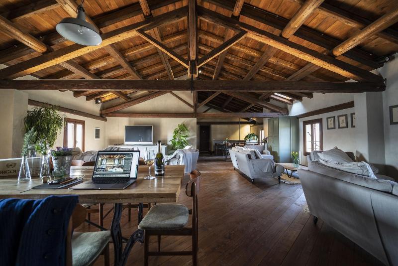 Agriturismo Borgoluce - Toplantı