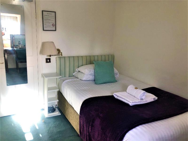 Hook House Hotel - Oda