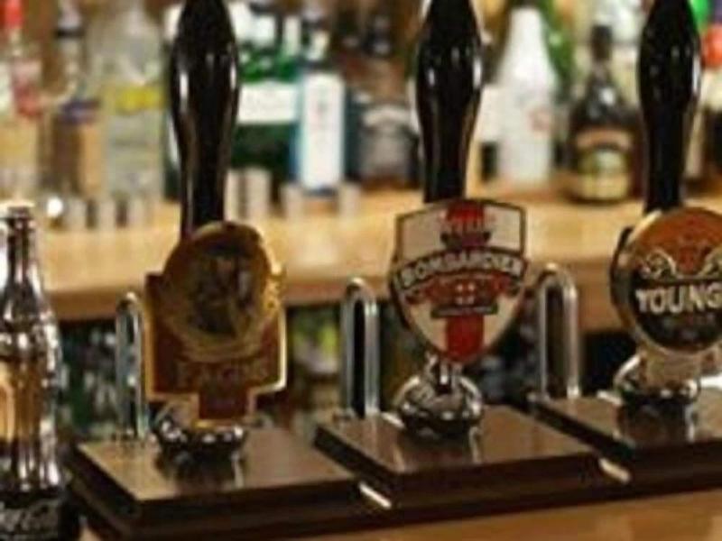 The Three Cups Inn - Bar