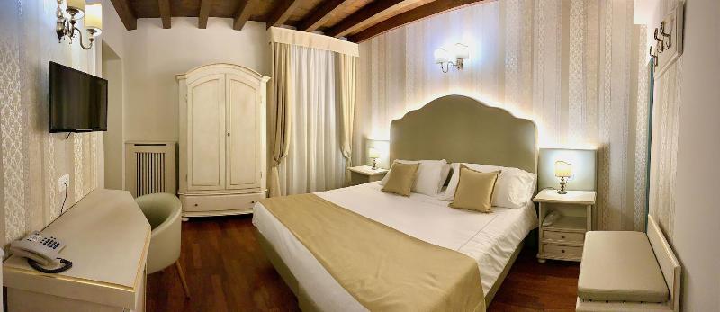 Albergo Ristorante Gardesana - Oda