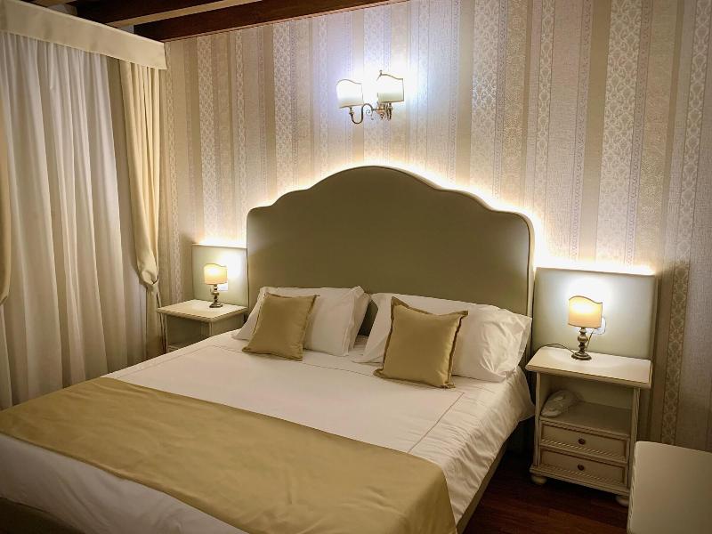 Albergo Ristorante Gardesana - Oda