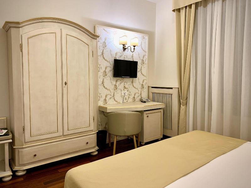 Albergo Ristorante Gardesana - Oda