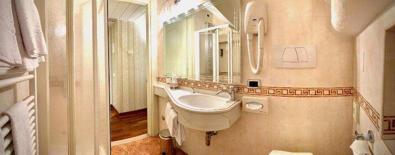 Albergo Ristorante Gardesana - Oda