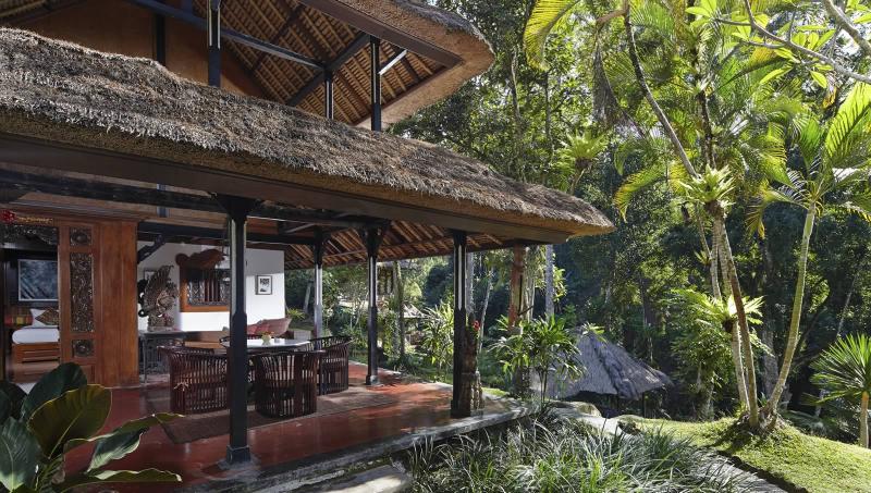 Hotel Tjampuhan Spa - Genel