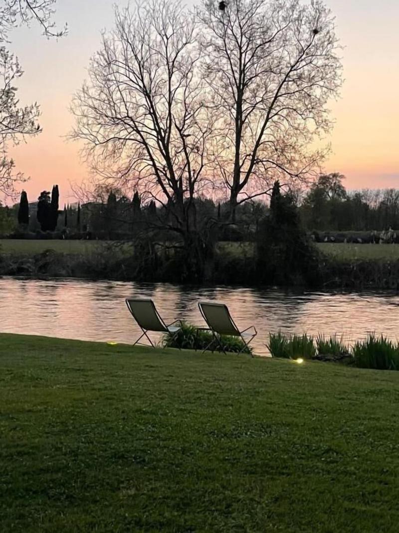 La Finestra Sul Fiume - Genel