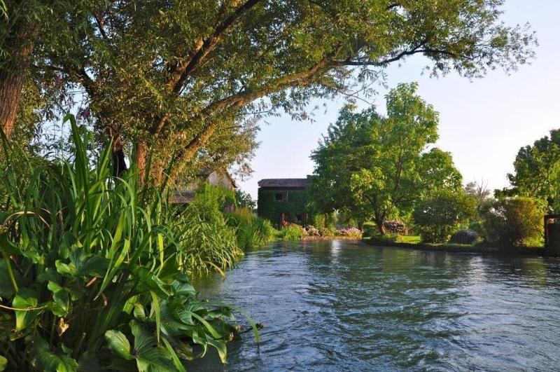 La Finestra Sul Fiume - Genel