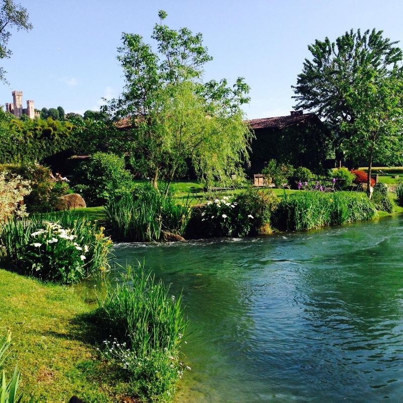 La Finestra Sul Fiume - Genel