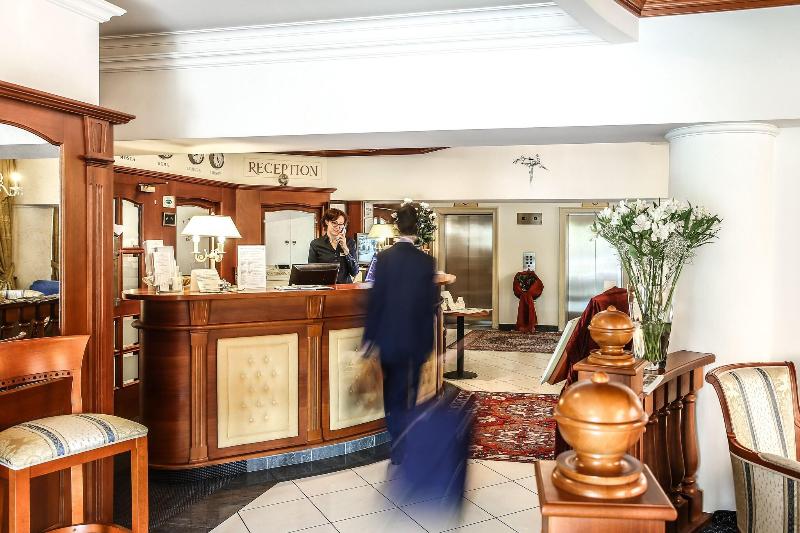 Sartori's Hotel - Lobi