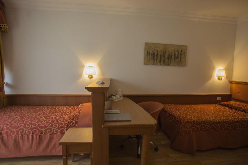 Sartori's Hotel - Oda