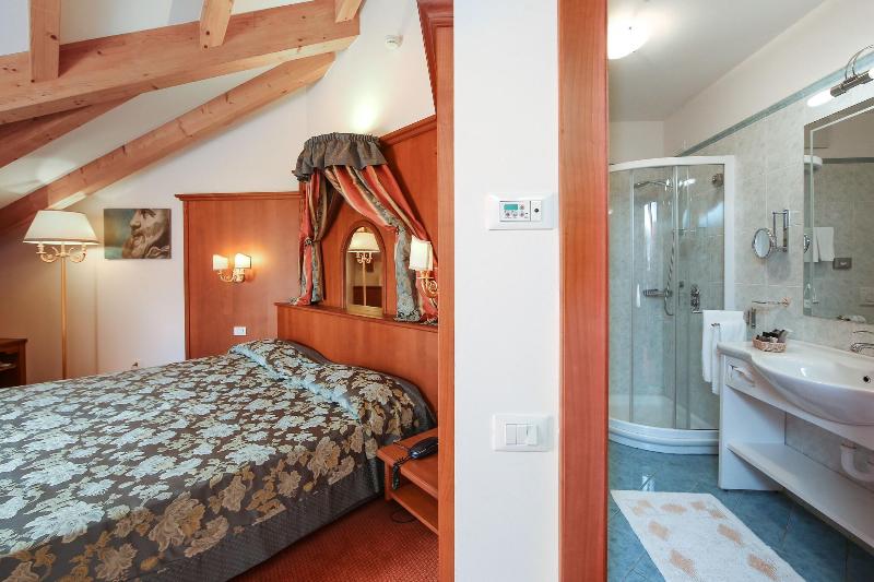 Sartori's Hotel - Oda
