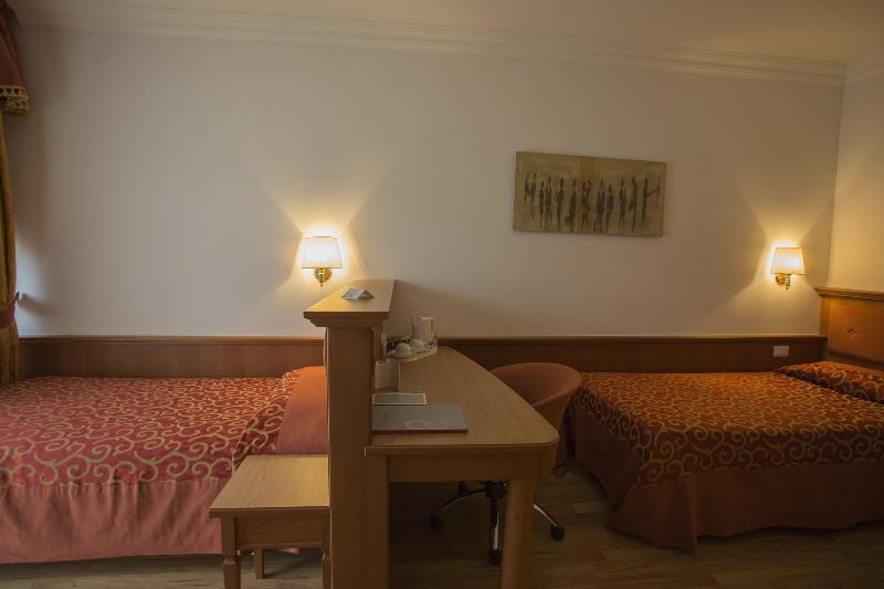 Sartori's Hotel - Oda