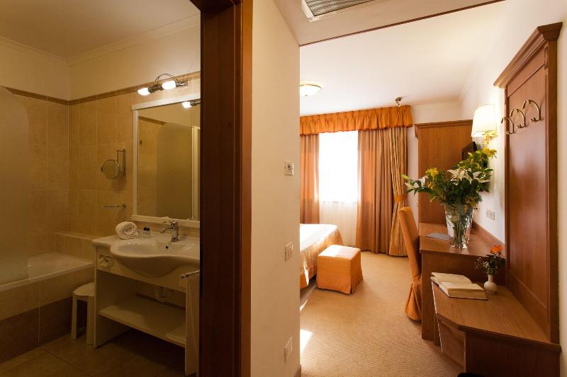 Sartori's Hotel - Oda