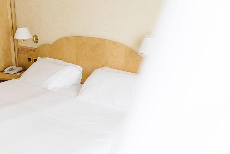 Hotel America - Oda