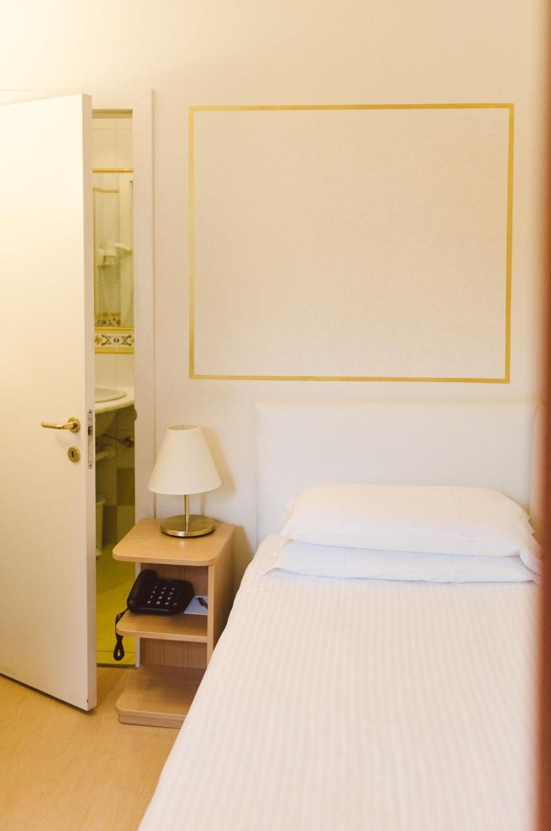 Hotel America - Oda