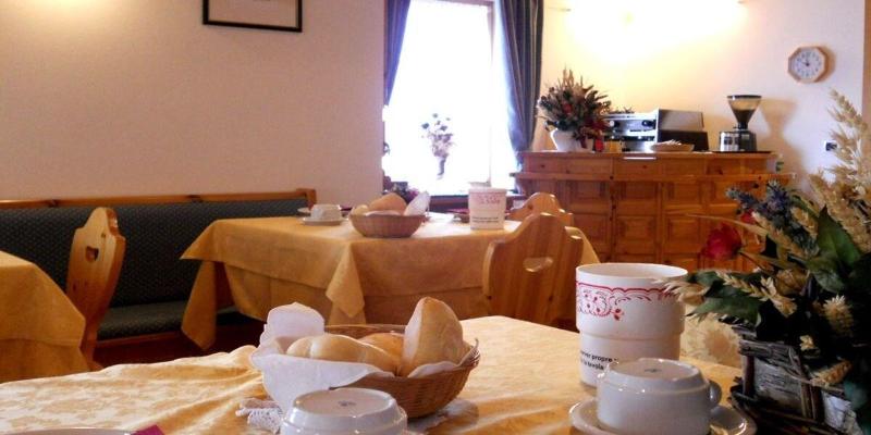 Garni Manuela - Restoran