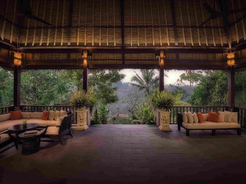Hanging Gardens of Bali - Lobi
