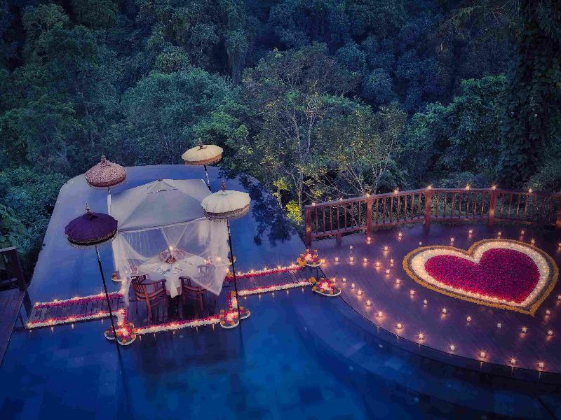 Hanging Gardens of Bali - Havuz