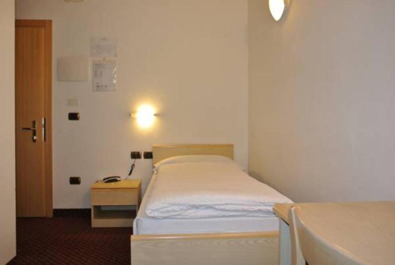 Hotel Miravalle - Oda