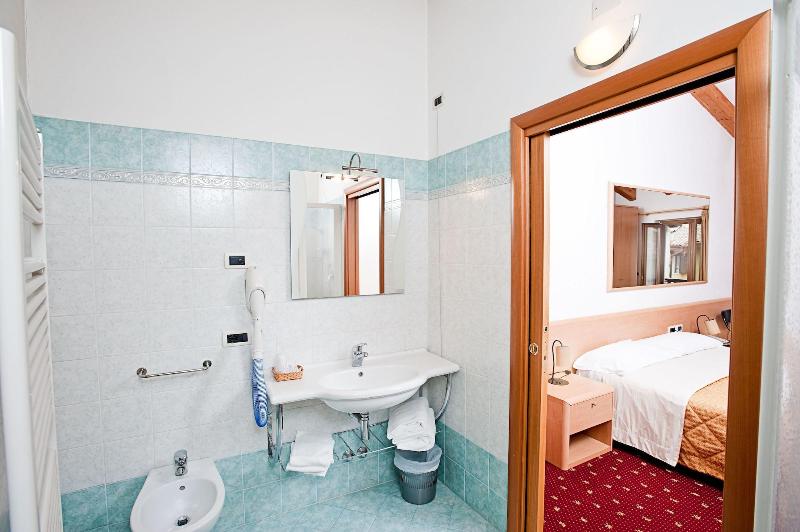 Hotel Doria - Oda