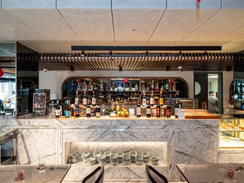 Mövenpick Hotel Jakarta City Centre - Bar