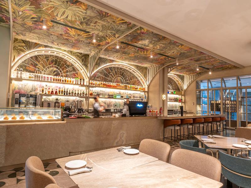 Mövenpick Hotel Jakarta City Centre - Bar