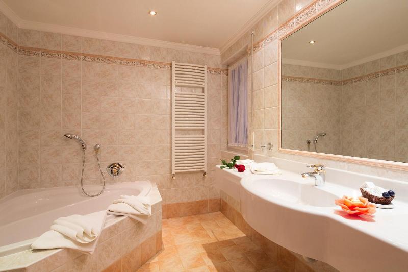 Hotel Savoy - Oda