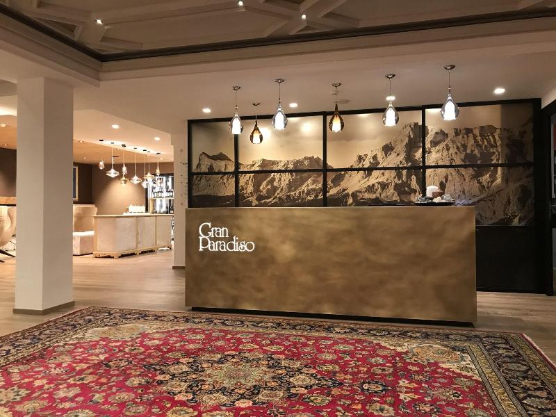 Hotel Gran Paradiso - Lobi