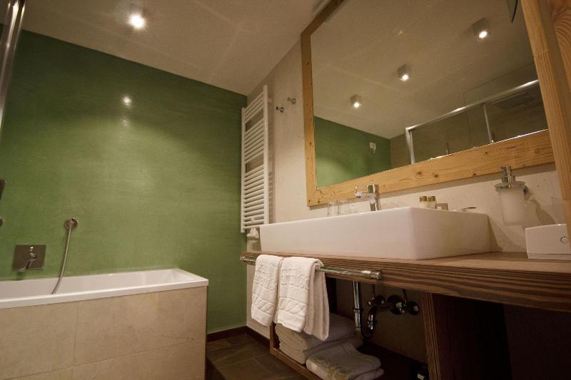 Hotel Gran Paradiso - Oda