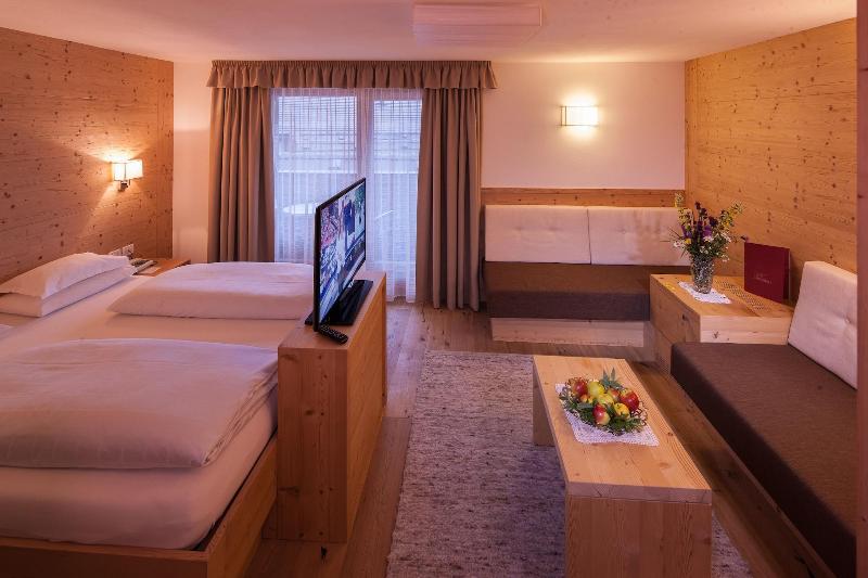 Hotel Gran Paradiso - Oda