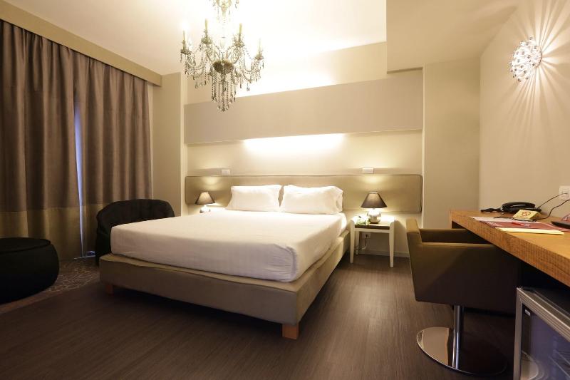 Admiral Park Hotel - Oda