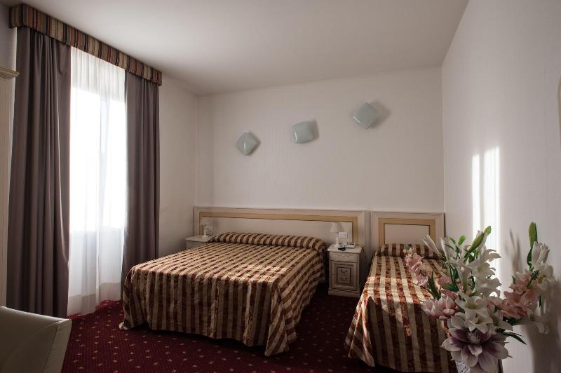 Hotel Centrale - Oda