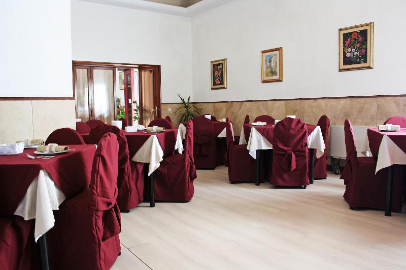 Hotel Centrale - Restoran