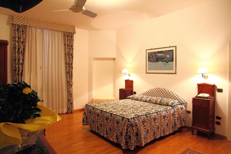 Albergo Italia - Lobi