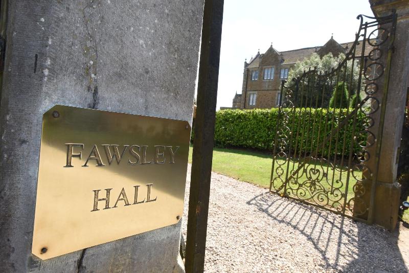 Fawsley Hall - Lobi