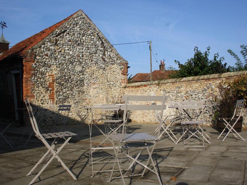 The Three Horseshoes Warham - Genel