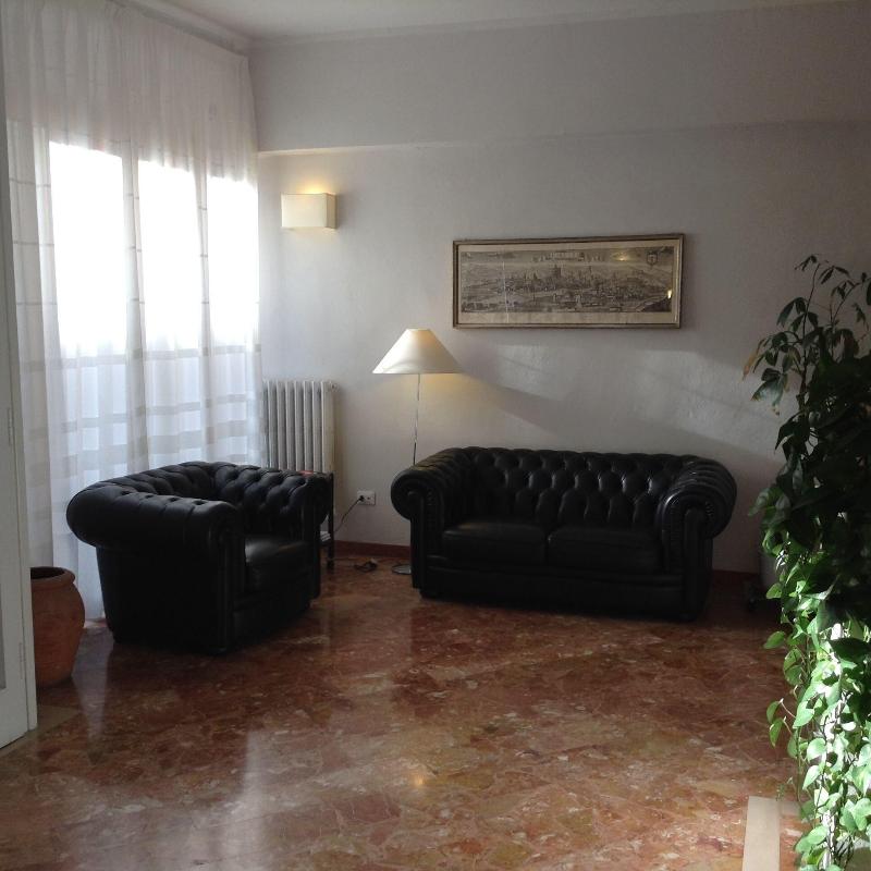 Albergo Giugni - Lobi