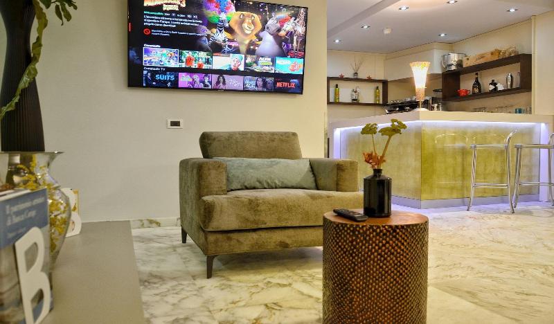 Hotel Tiffany - Lobi