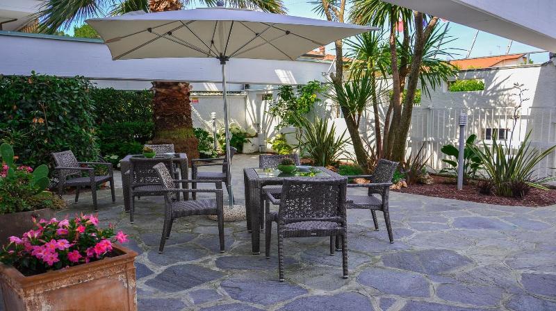 Hotel Tiffany - Teras