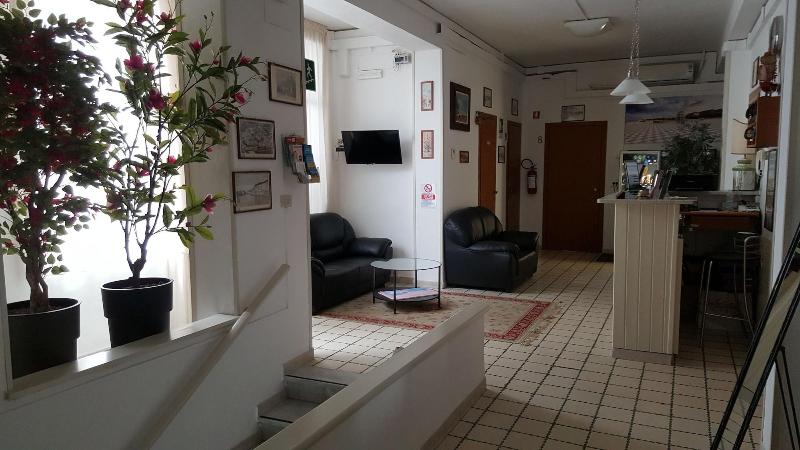 Albergo Ardenza - Lobi